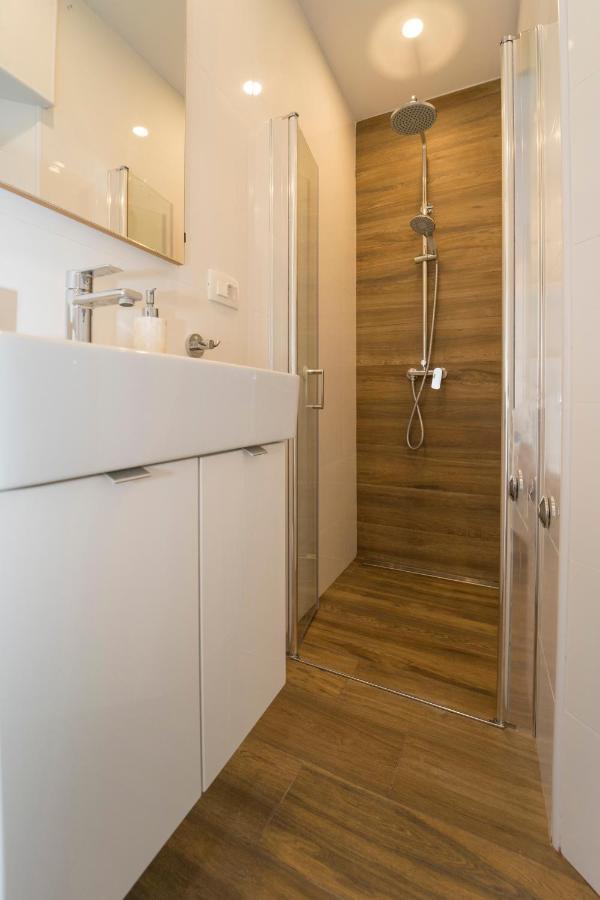 Sunny Town Apartment *